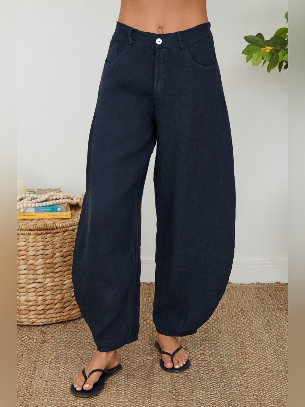 (155163/E11441-NVY) LINEN BARREL PANTS - Picture 3 of 5